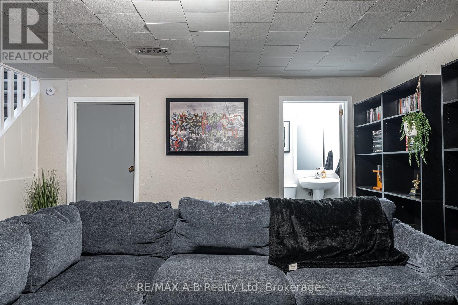 651 Devon Street, Stratford, Ontario  N4Z 1A5 - Photo 32 - X12895614