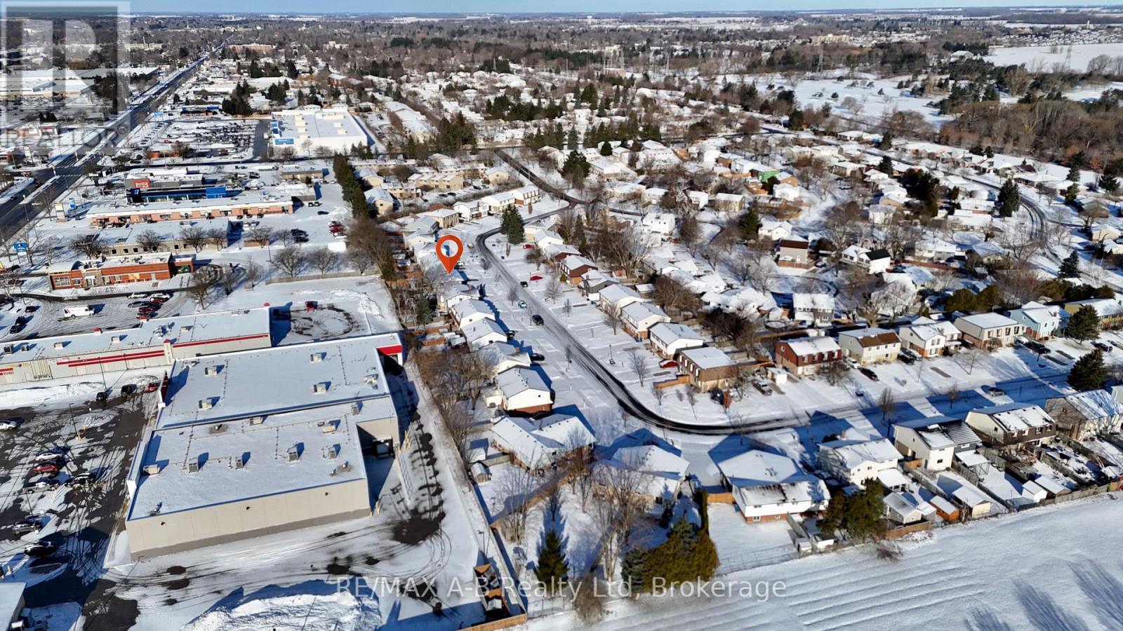 651 Devon Street, Stratford, Ontario  N4Z 1A5 - Photo 46 - X12895614