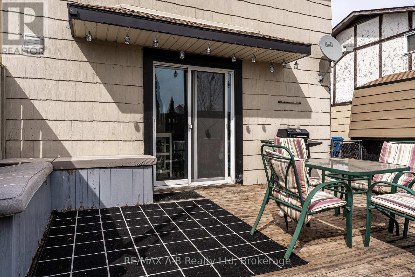 651 Devon Street, Stratford, Ontario  N4Z 1A5 - Photo 36 - X12895614