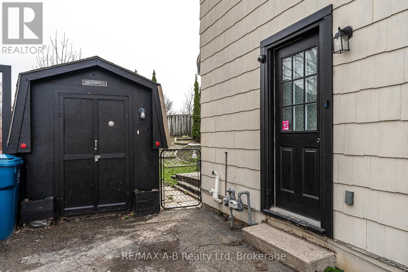 651 Devon Street, Stratford, Ontario  N4Z 1A5 - Photo 41 - X12895614