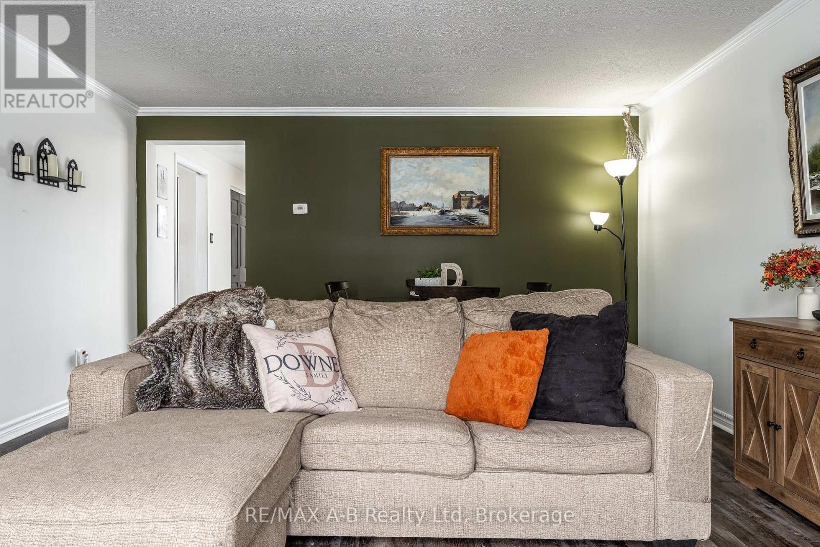 651 Devon Street, Stratford, Ontario  N4Z 1A5 - Photo 8 - X12895614