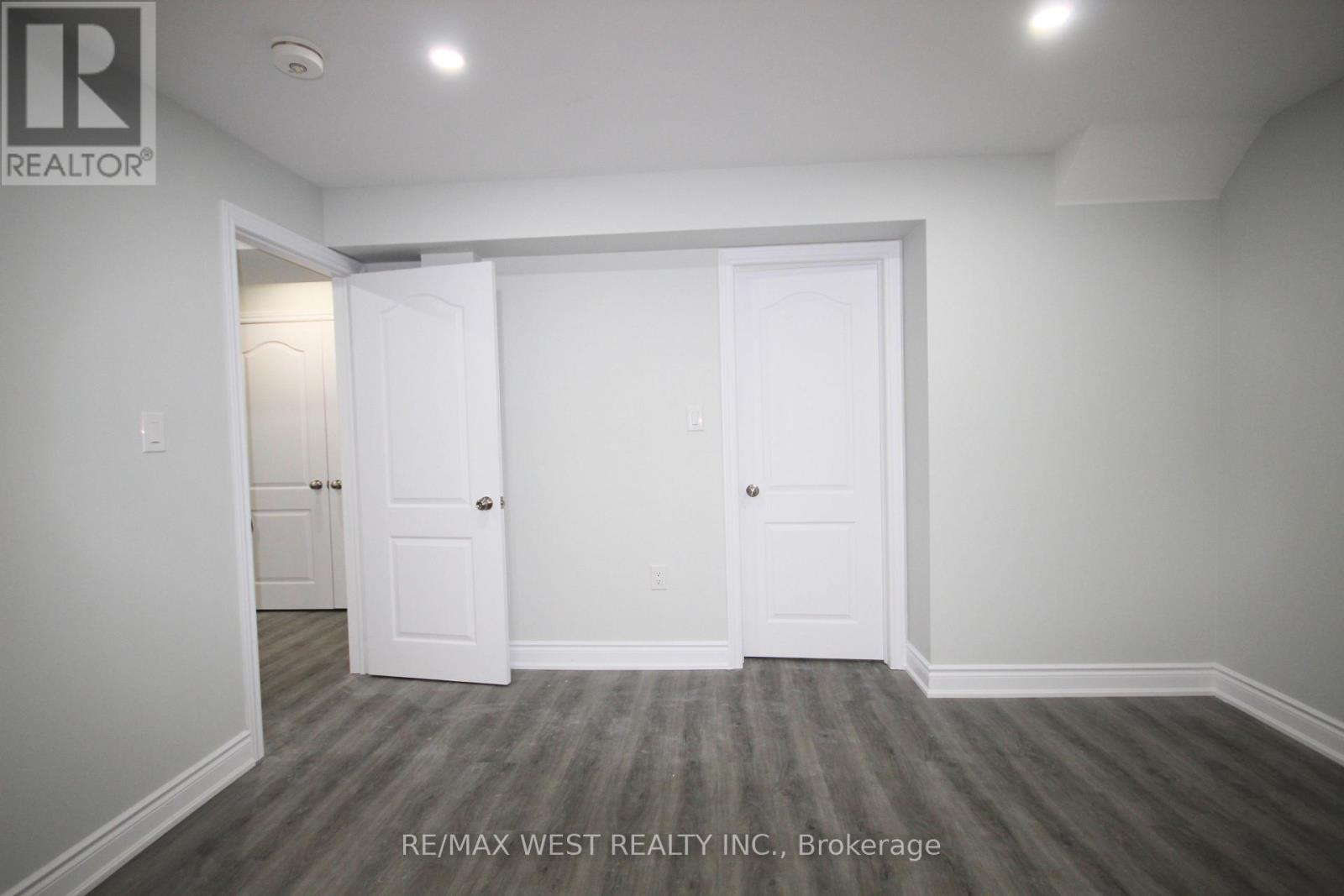 Bsmt - 152 The Queensway, Barrie, Ontario  L4M 0B5 - Photo 20 - S12998770