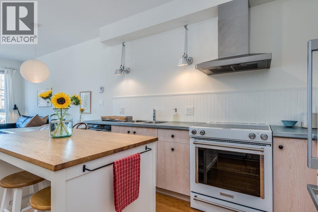 208 205 E 10th Avenue, Vancouver, British Columbia  V5T 4V6 - Photo 4 - R3111206