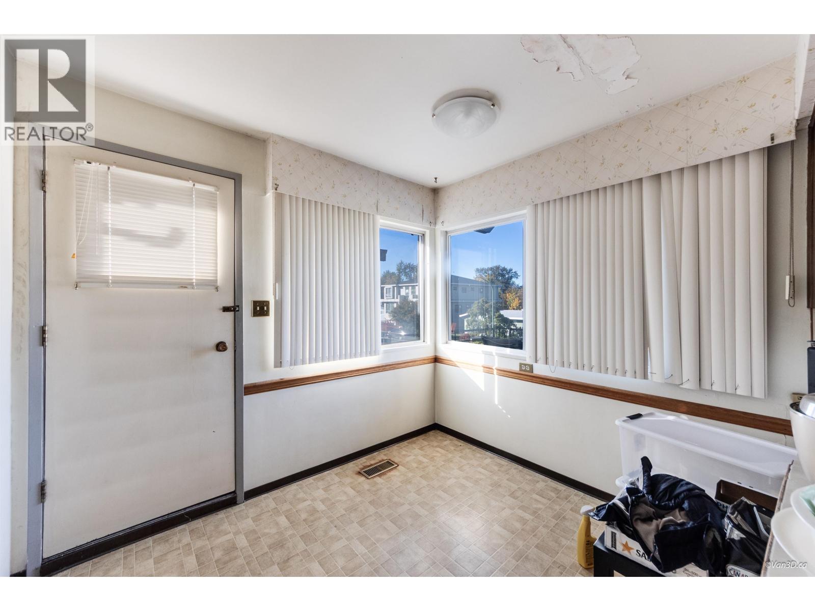 6096 Service Street, Burnaby, British Columbia  V5H 1V8 - Photo 16 - R3010750