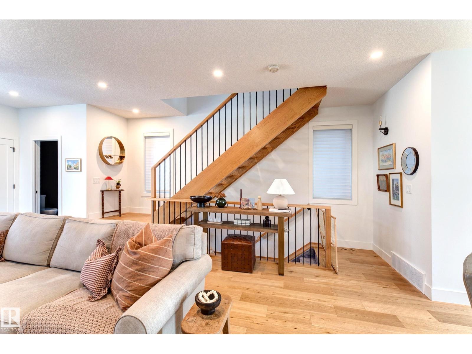 14717 92 Av Nw, Edmonton, Alberta  T5R 5B4 - Photo 9 - E4482275