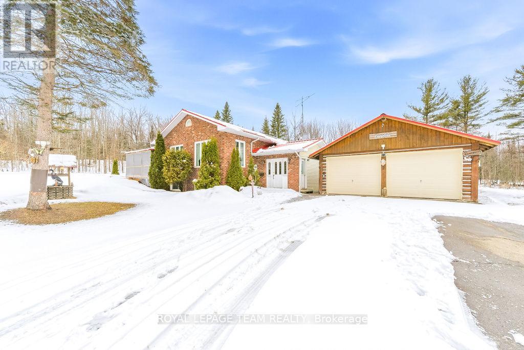 4379 HIGHWAY NO. 523 HIGHWAY, South Algonquin, Ontario