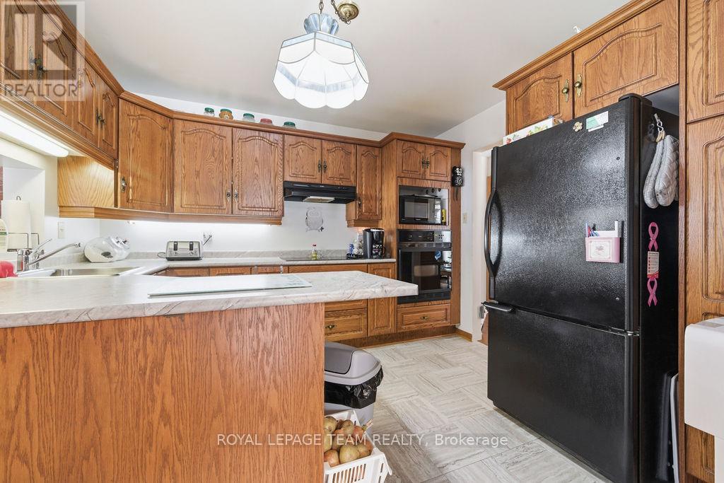 4379 Highway No. 523 Highway, South Algonquin, Ontario K0J 2C0 - Photo 27 - X12999258