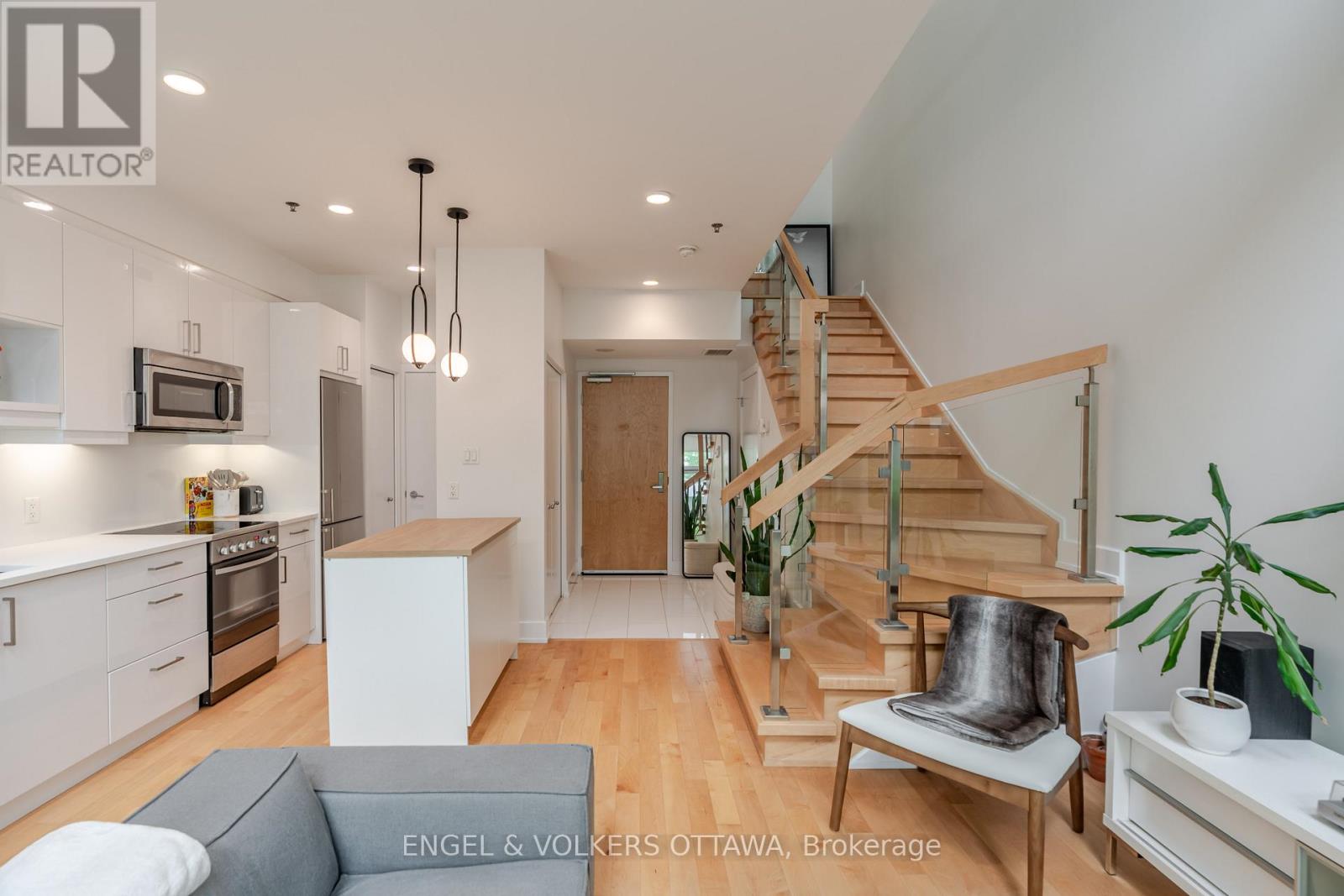 202 - 197 Lisgar Street, Ottawa, Ontario K2P 0C3 - Photo 8 - X12999242