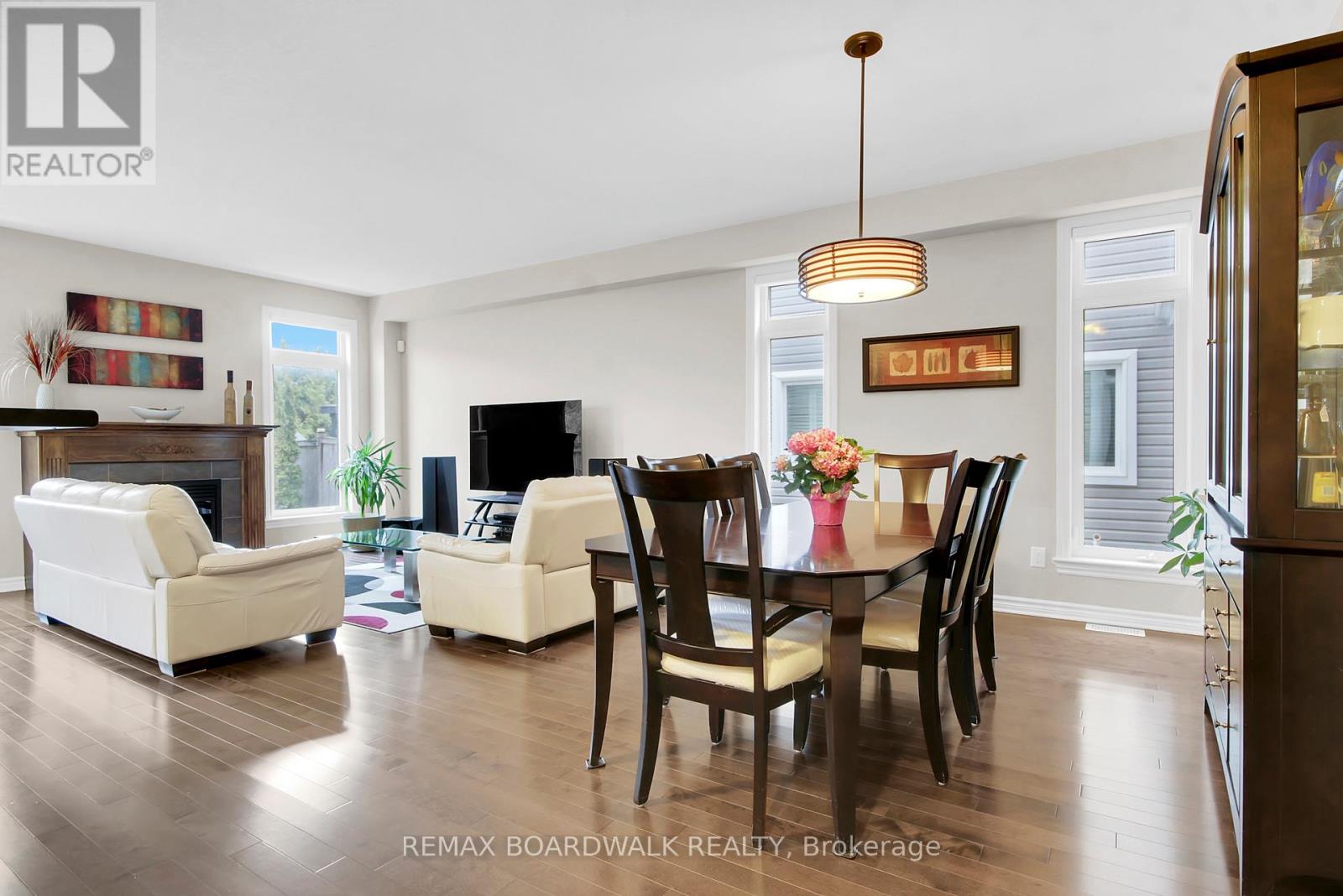 802 Tony George Place E, Ottawa, Ontario K2S 0R3 - Photo 6 - X12999252