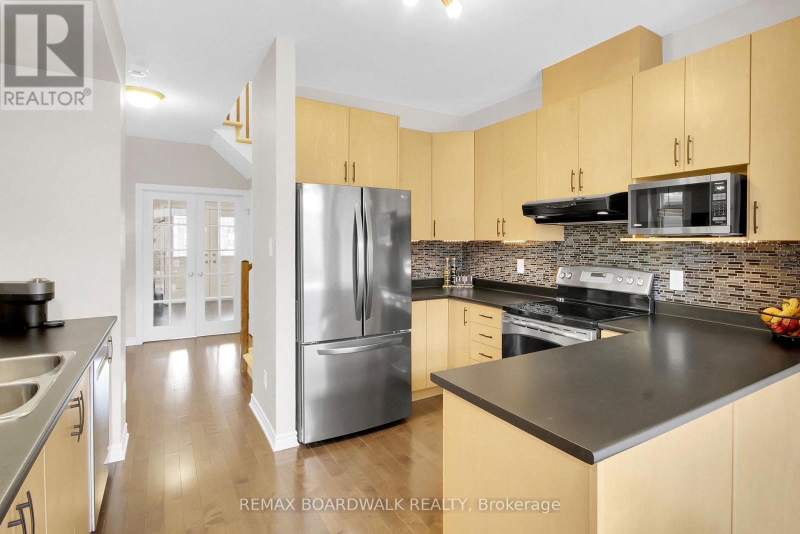 802 Tony George Place E, Ottawa, Ontario K2S 0R3 - Photo 8 - X12999252