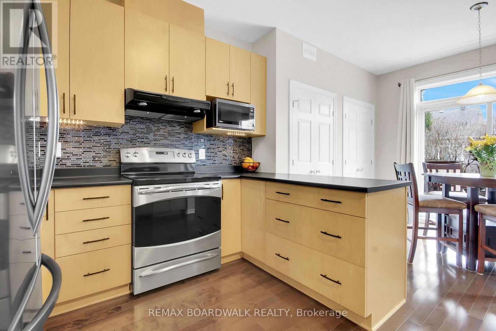 802 Tony George Place E, Ottawa, Ontario K2S 0R3 - Photo 9 - X12999252