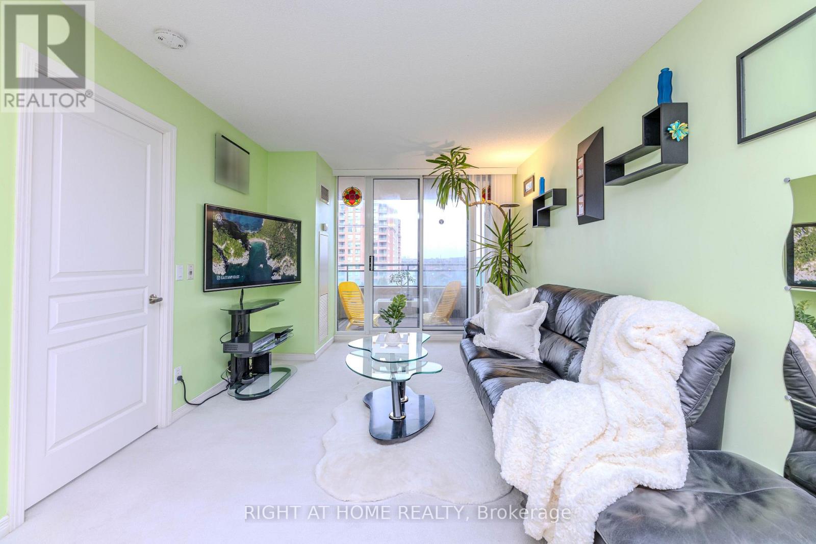 801 - 330 Red Maple Road, Richmond Hill, Ontario L4C 0T6 - Photo 13 - N12999248