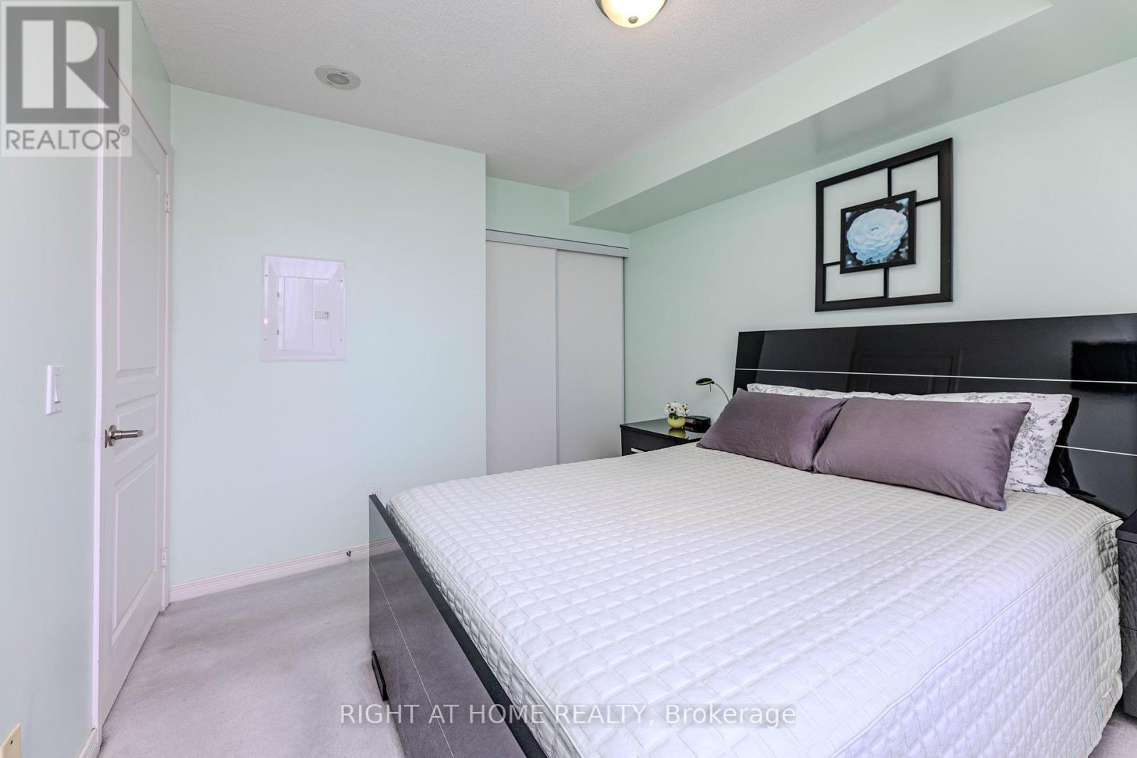 801 - 330 Red Maple Road, Richmond Hill, Ontario L4C 0T6 - Photo 19 - N12999248