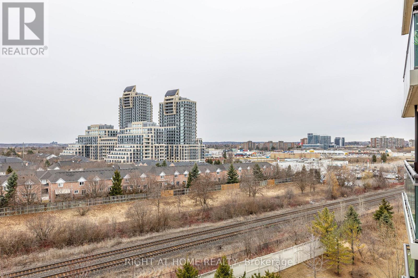 801 - 330 Red Maple Road, Richmond Hill, Ontario L4C 0T6 - Photo 24 - N12999248