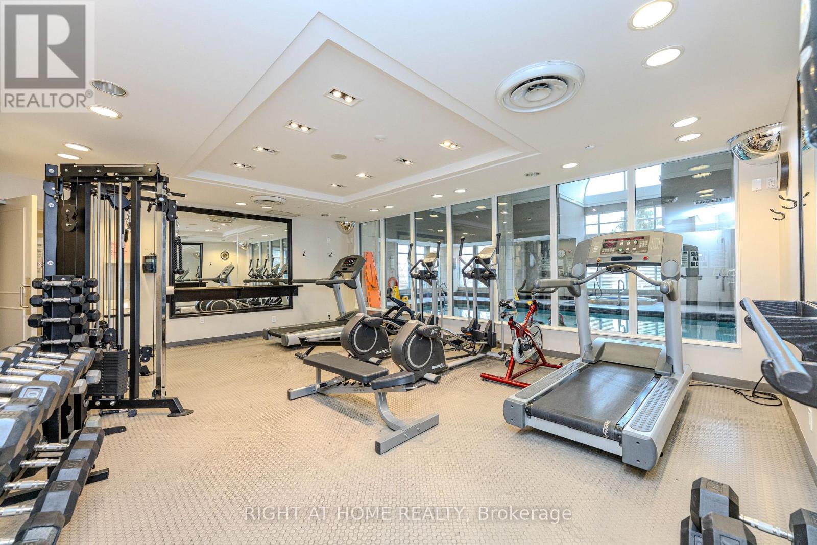 801 - 330 Red Maple Road, Richmond Hill, Ontario L4C 0T6 - Photo 32 - N12999248