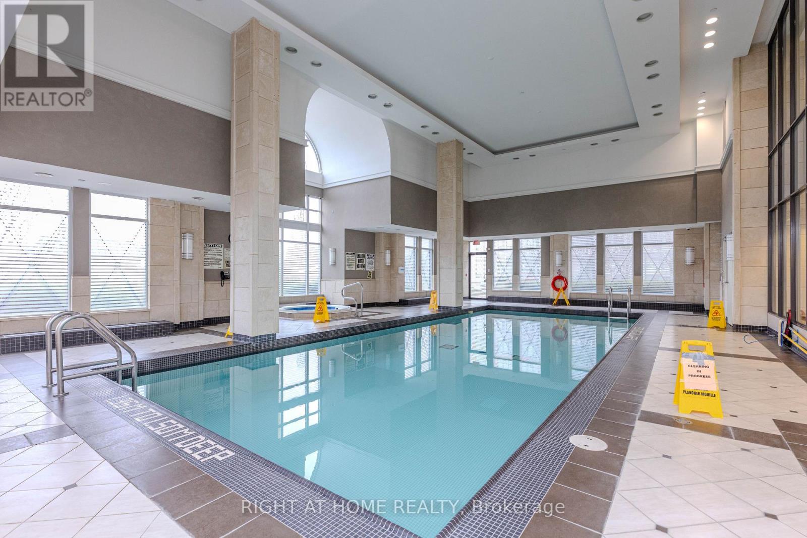 801 - 330 Red Maple Road, Richmond Hill, Ontario L4C 0T6 - Photo 34 - N12999248