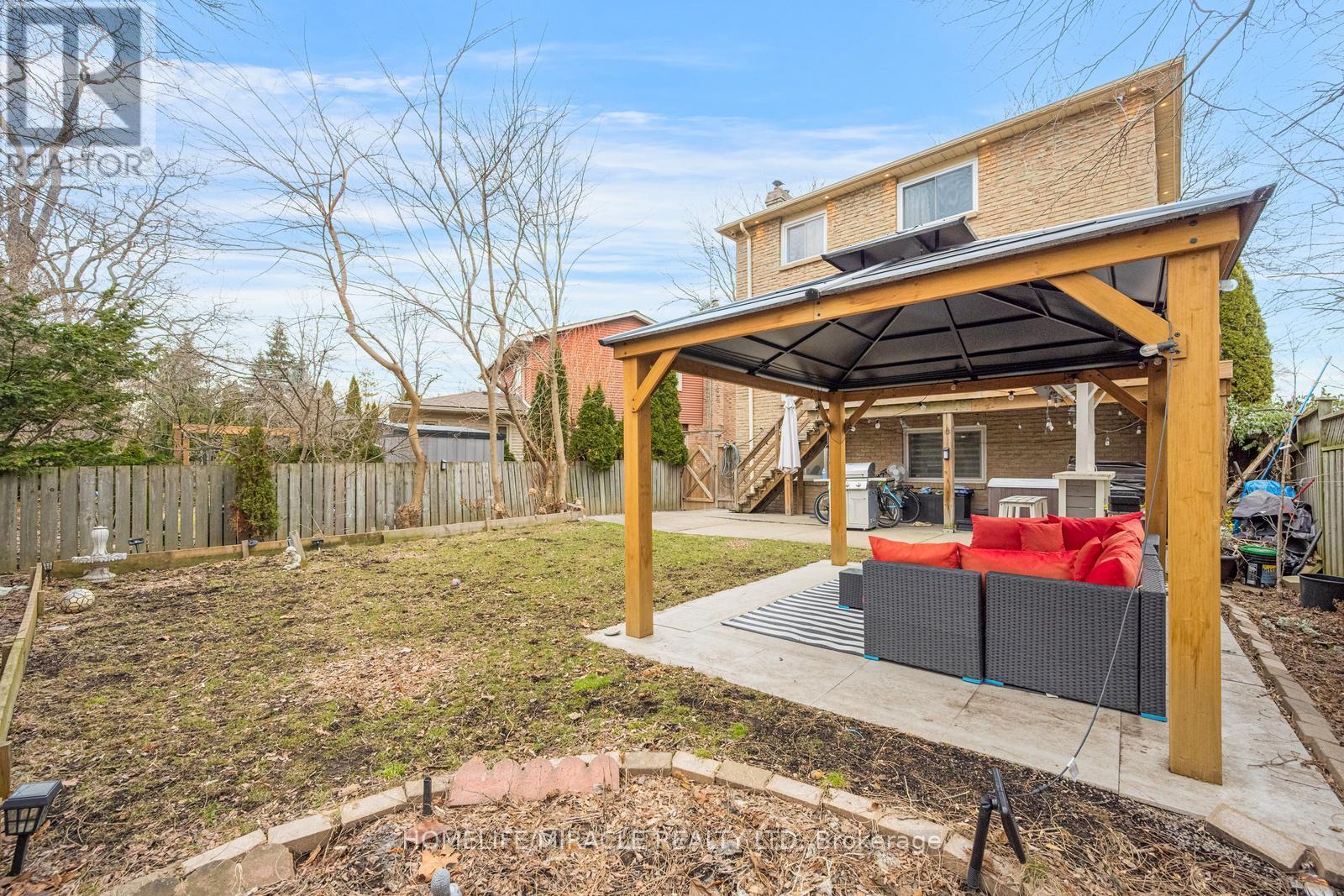 204 Sheraton Court, Oakville, Ontario  L6L 5N3 - Photo 48 - W12957796