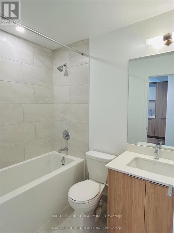 2007 - 395 Square One Drive, Mississauga, Ontario  L5B 0P6 - Photo 12 - W12999246