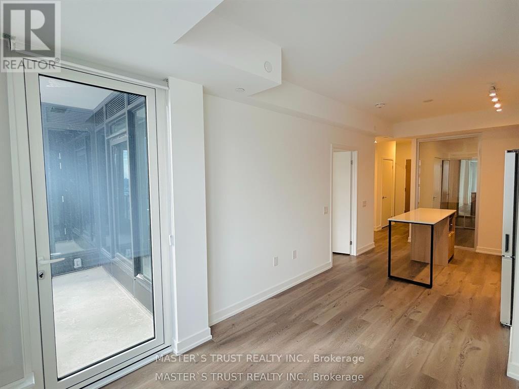 2007 - 395 Square One Drive, Mississauga, Ontario  L5B 0P6 - Photo 13 - W12999246