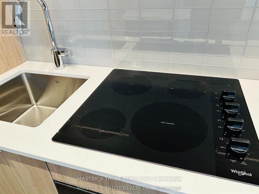 2007 - 395 Square One Drive, Mississauga, Ontario  L5B 0P6 - Photo 6 - W12999246