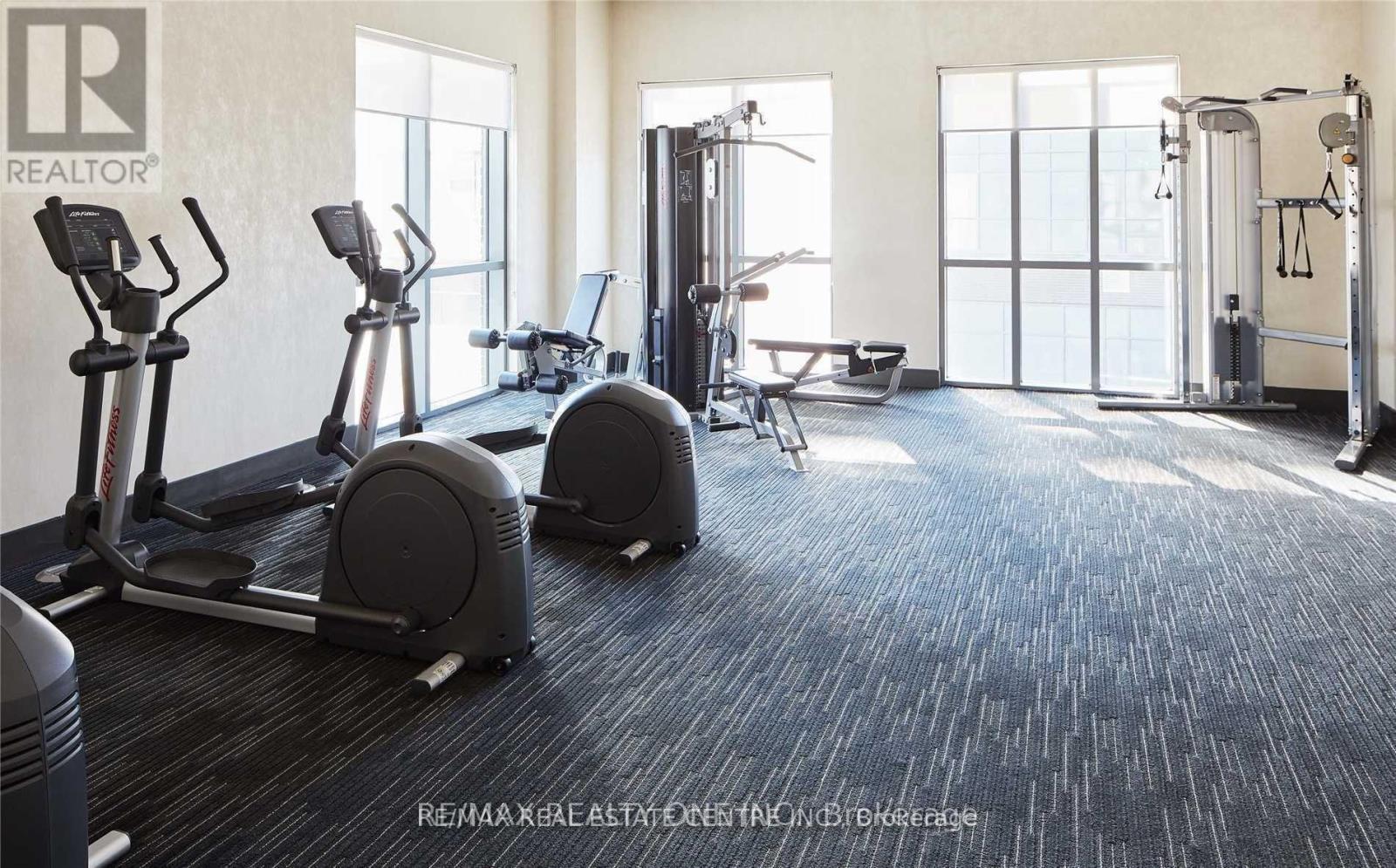 112 - 5025 Four Springs Avenue, Mississauga, Ontario  L5R 0G5 - Photo 12 - W12999254