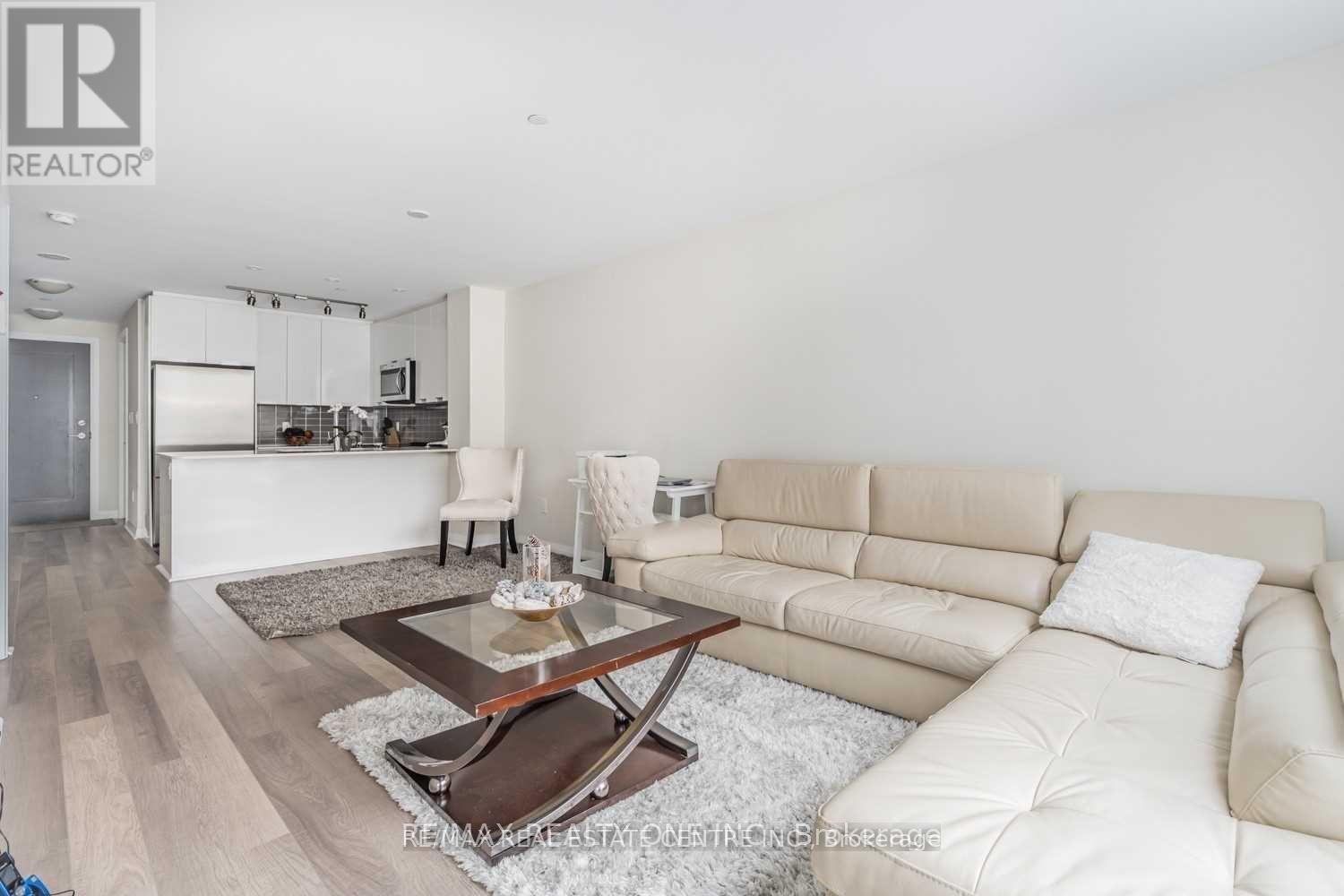 112 - 5025 Four Springs Avenue, Mississauga, Ontario  L5R 0G5 - Photo 5 - W12999254