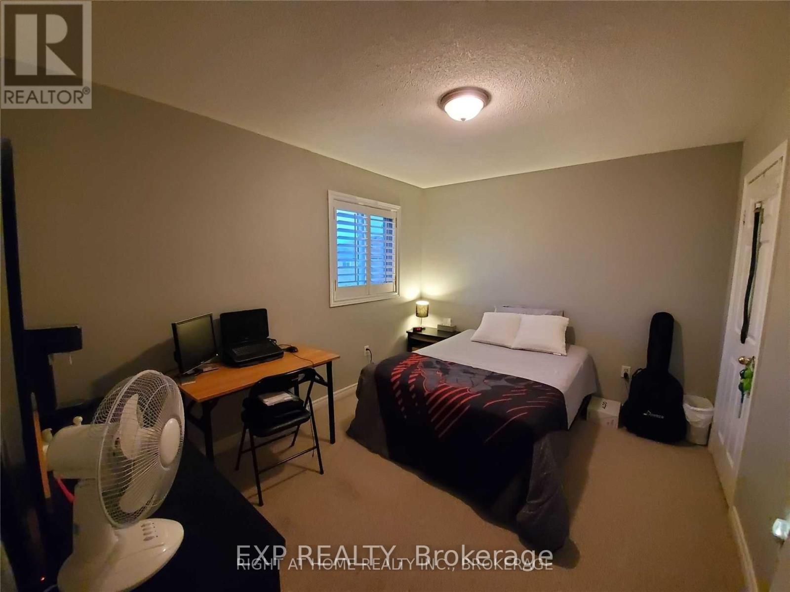 69 Fallstar(Upper Only) Crescent, Brampton, Ontario  L7A 2J7 - Photo 13 - W12999256