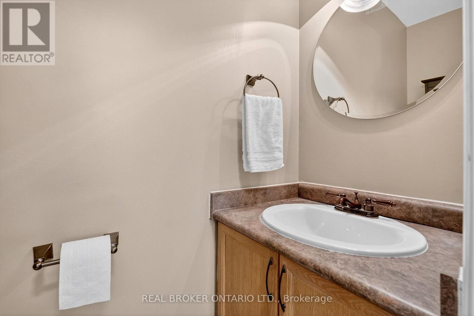 24 Shetland Drive, Hamilton, Ontario  L0R 2H5 - Photo 13 - X12999236