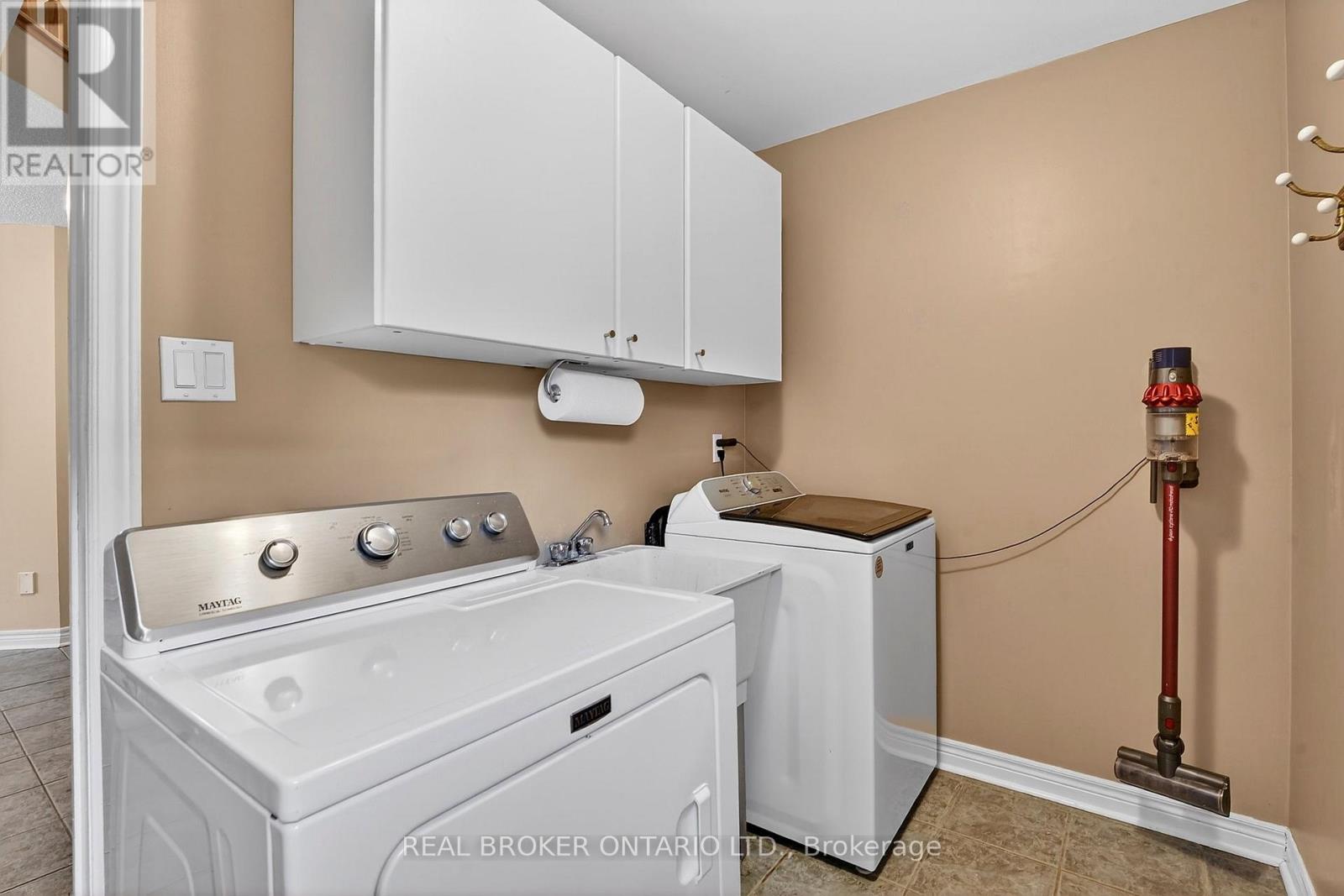 24 Shetland Drive, Hamilton, Ontario  L0R 2H5 - Photo 23 - X12999236