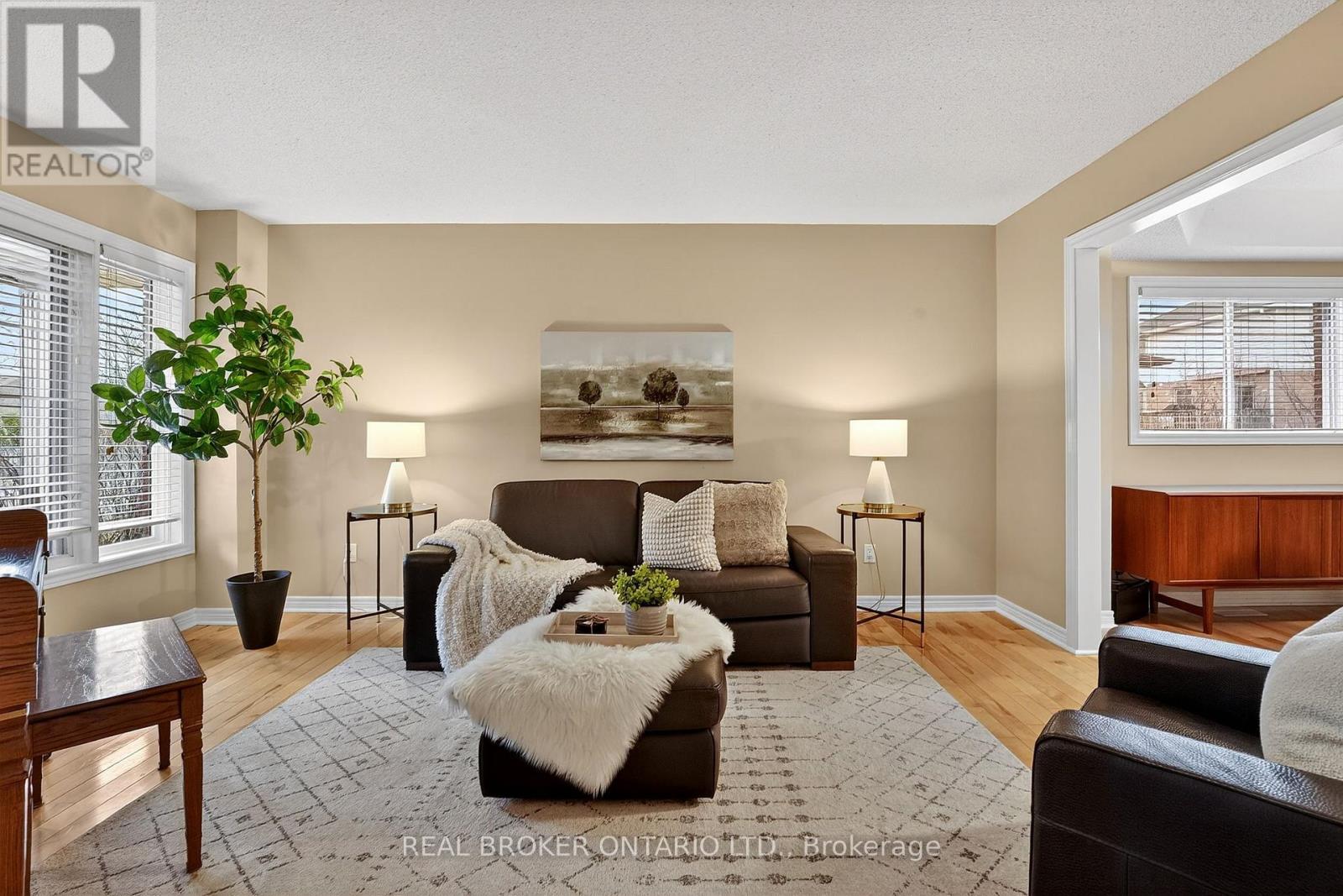 24 Shetland Drive, Hamilton, Ontario  L0R 2H5 - Photo 8 - X12999236