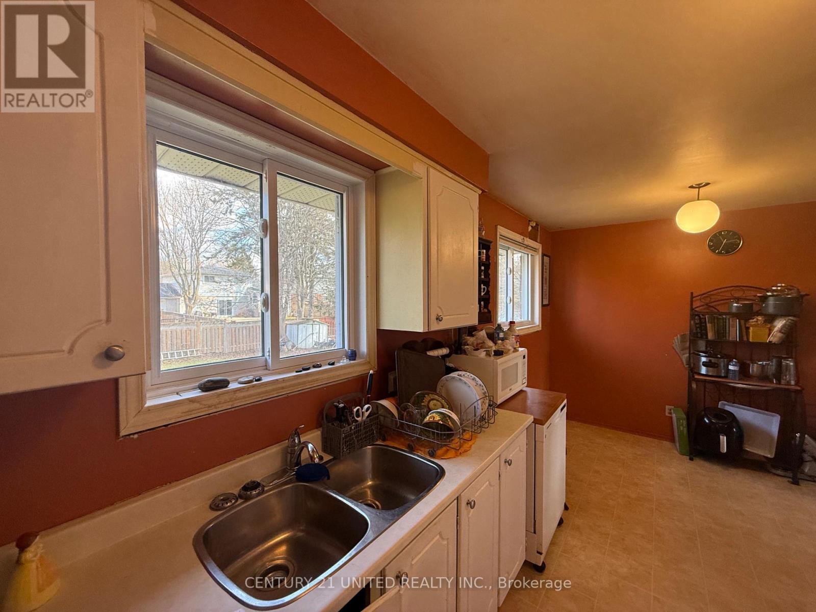 20 Ravensdale Road, Cobourg, Ontario  K9A 2B9 - Photo 8 - X12868516