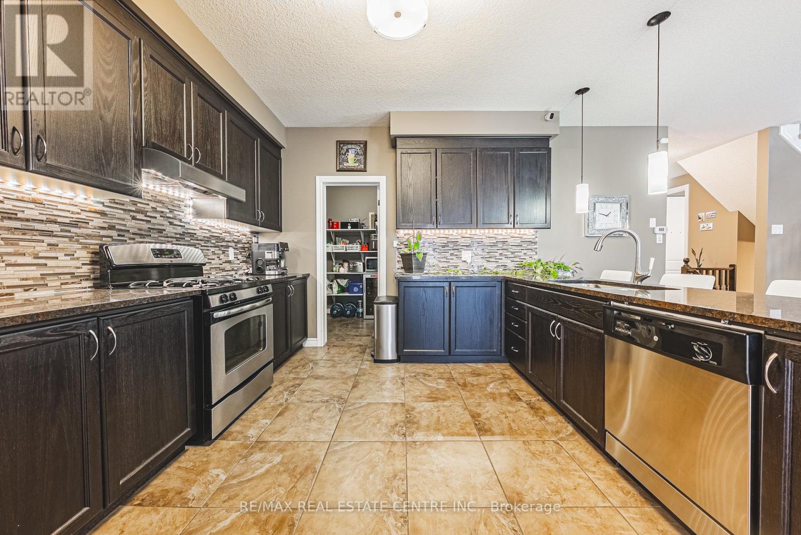 60 Cox Street, Cambridge, Ontario  N1S 0A3 - Photo 13 - X12928968