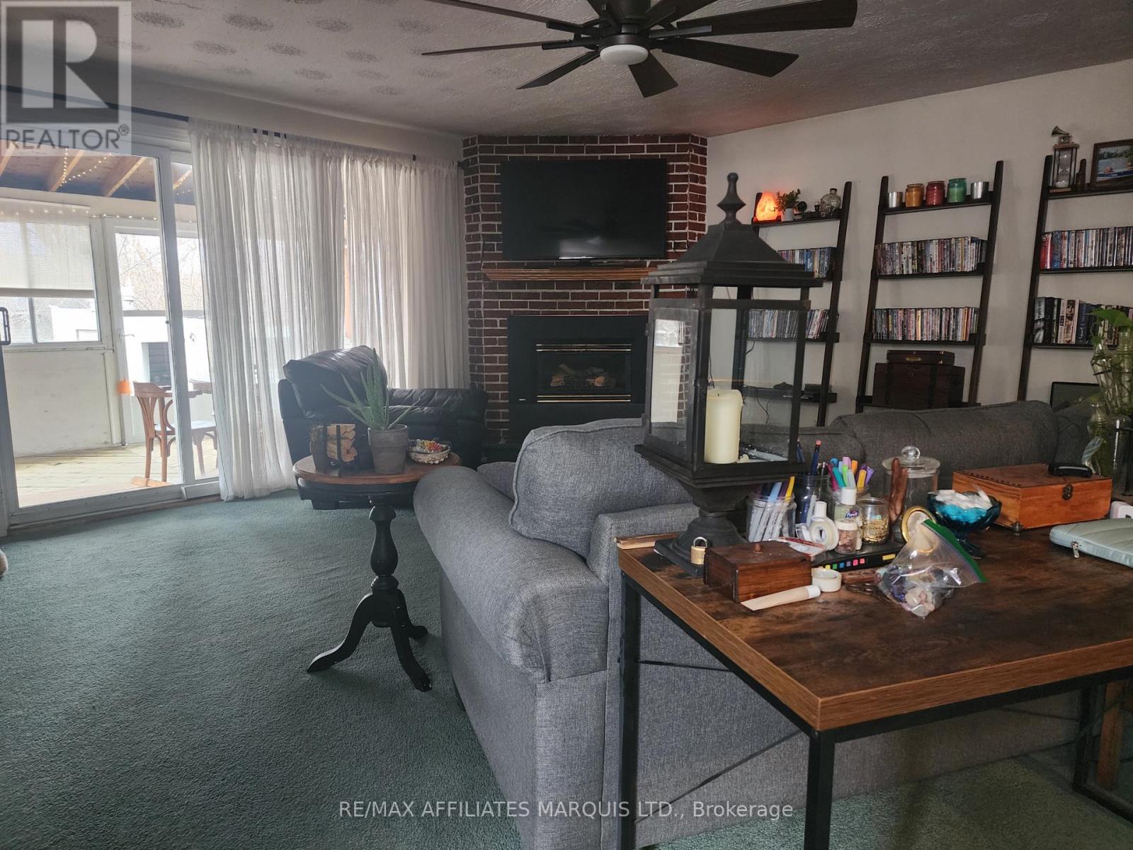 712 Eleventh Street E, Cornwall, Ontario  K6H 2Z9 - Photo 3 - X12999274