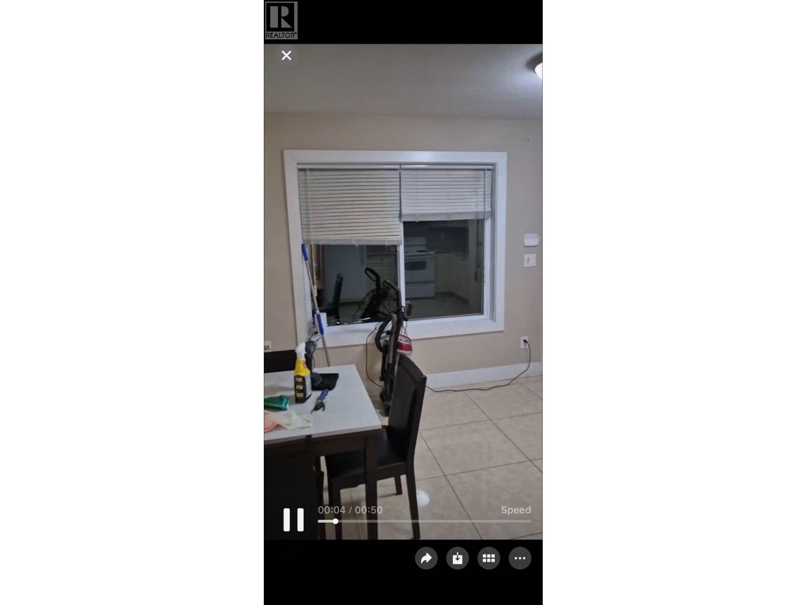 Ground Level 6190 6190 Clinton St., Burnaby, British Columbia  V5J 2M7 - Photo 4 - R3111646