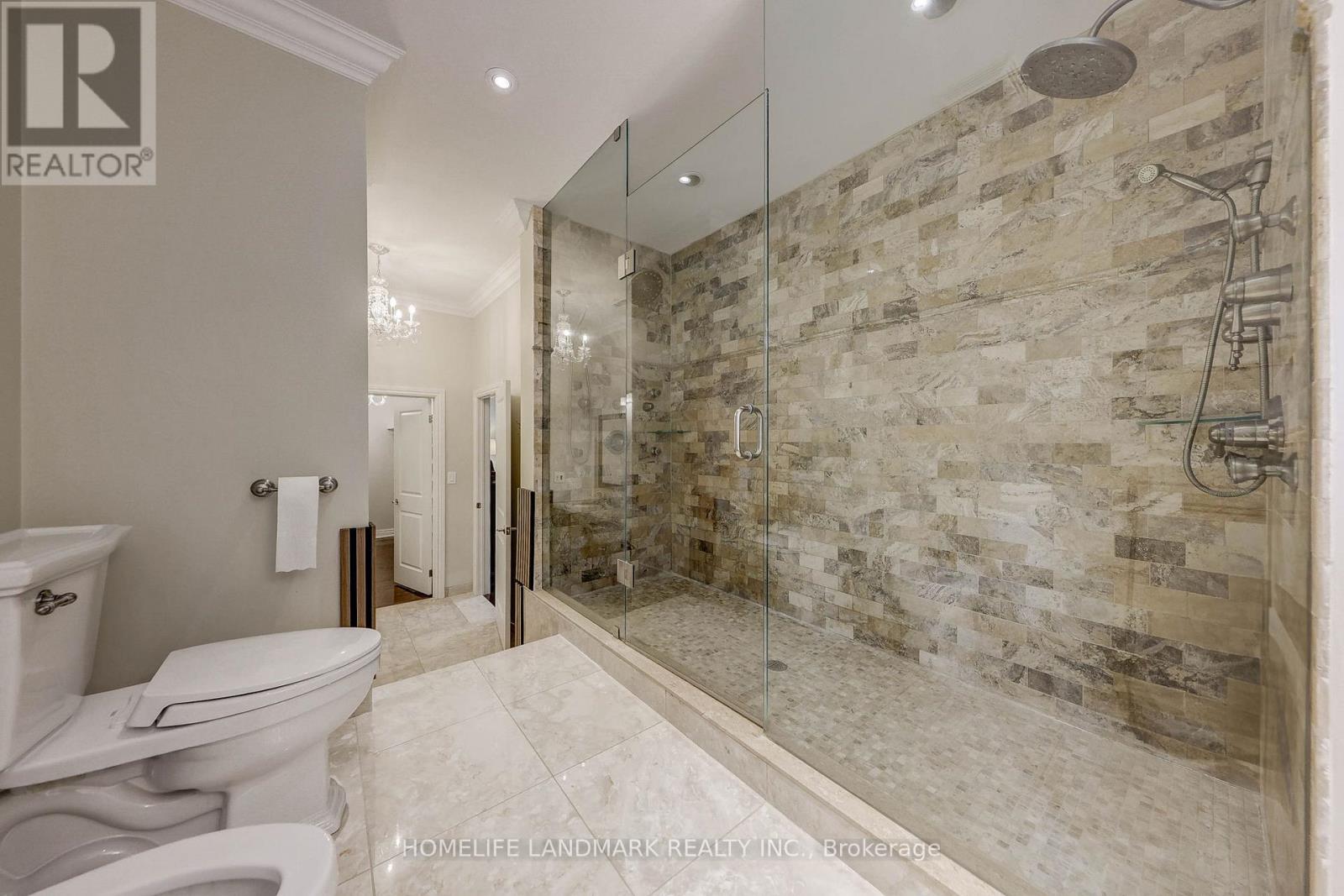 38 Misty Crescent, Toronto, Ontario  M3B 1T3 - Photo 27 - C12999278