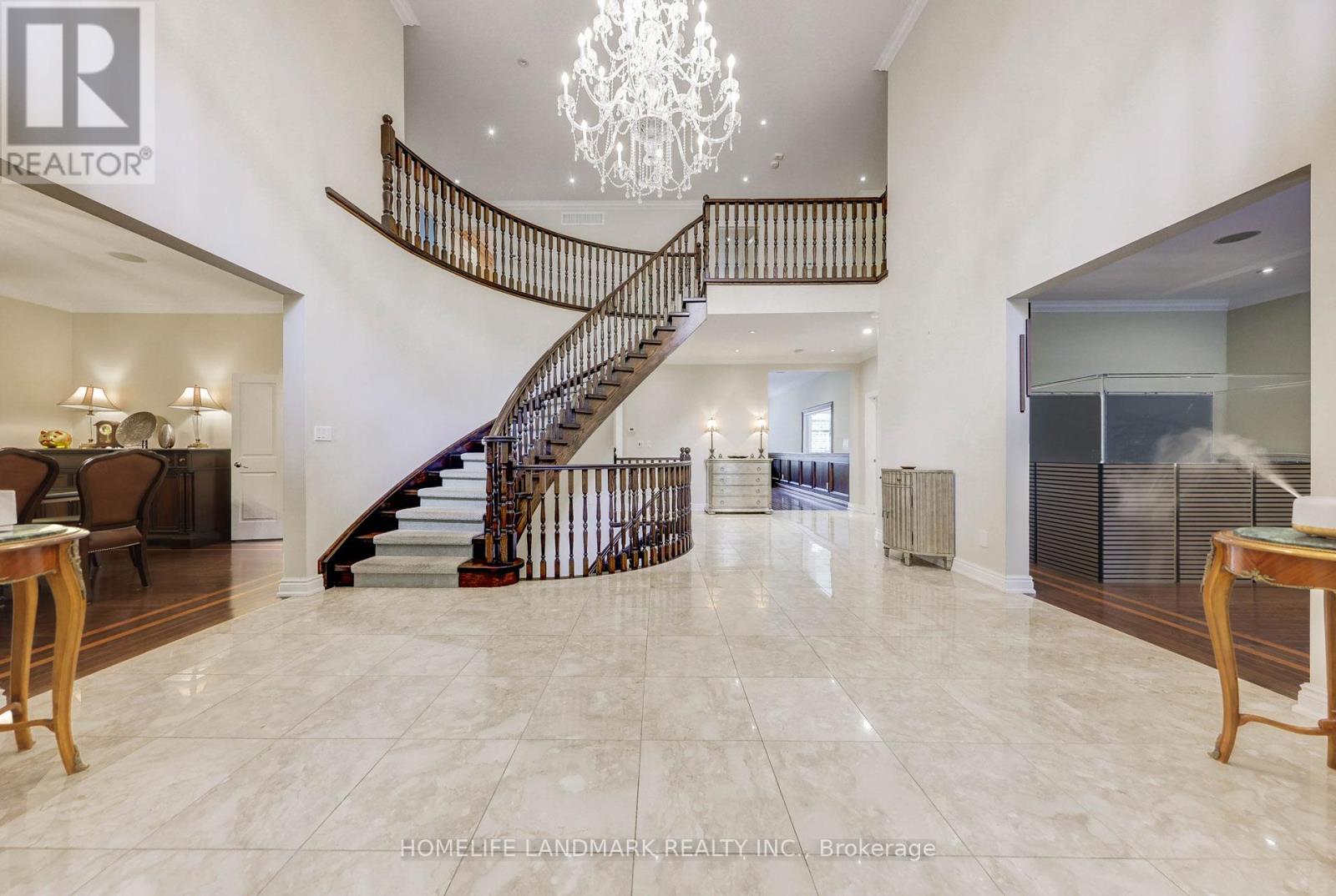 38 Misty Crescent, Toronto, Ontario  M3B 1T3 - Photo 4 - C12999278