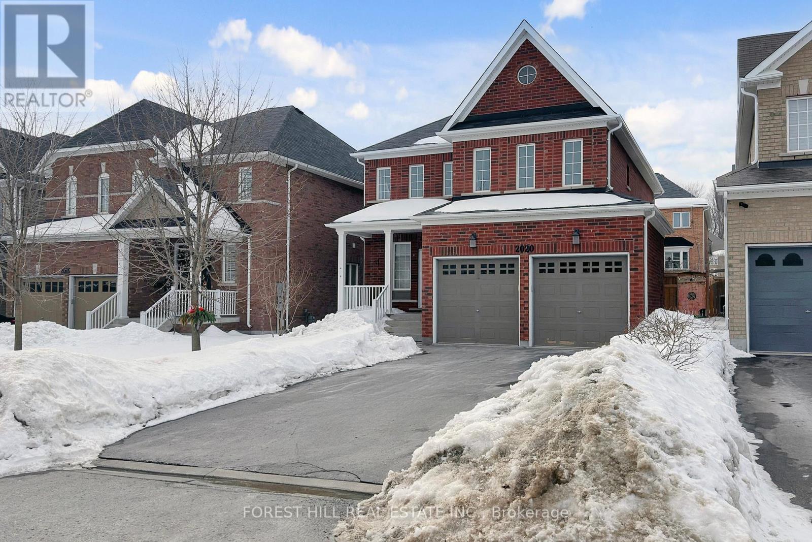 2020 Magee Court, Oshawa, Ontario  L1K 0W7 - Photo 2 - E12999276