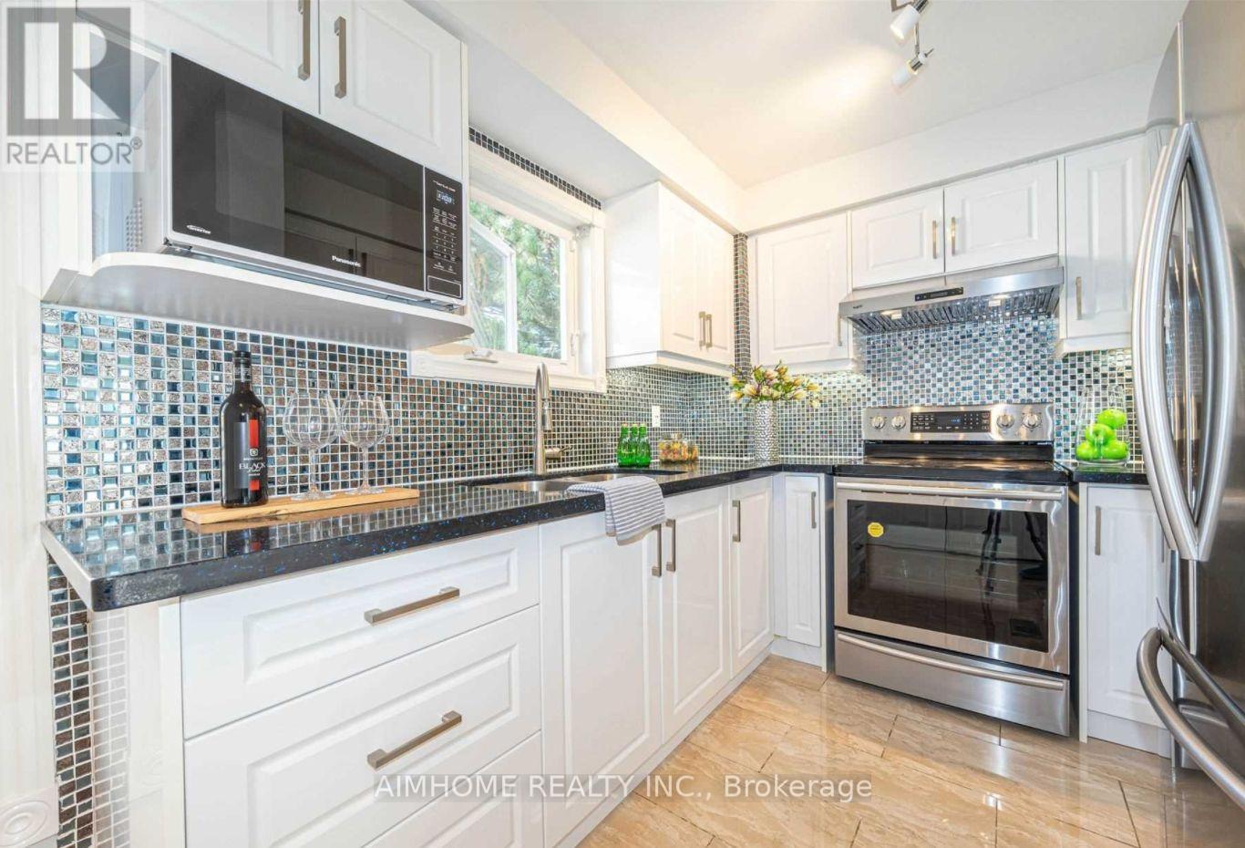 27 - 3500 Brimley Road, Toronto, Ontario M1V 5K6 - Photo 2 - E12999286