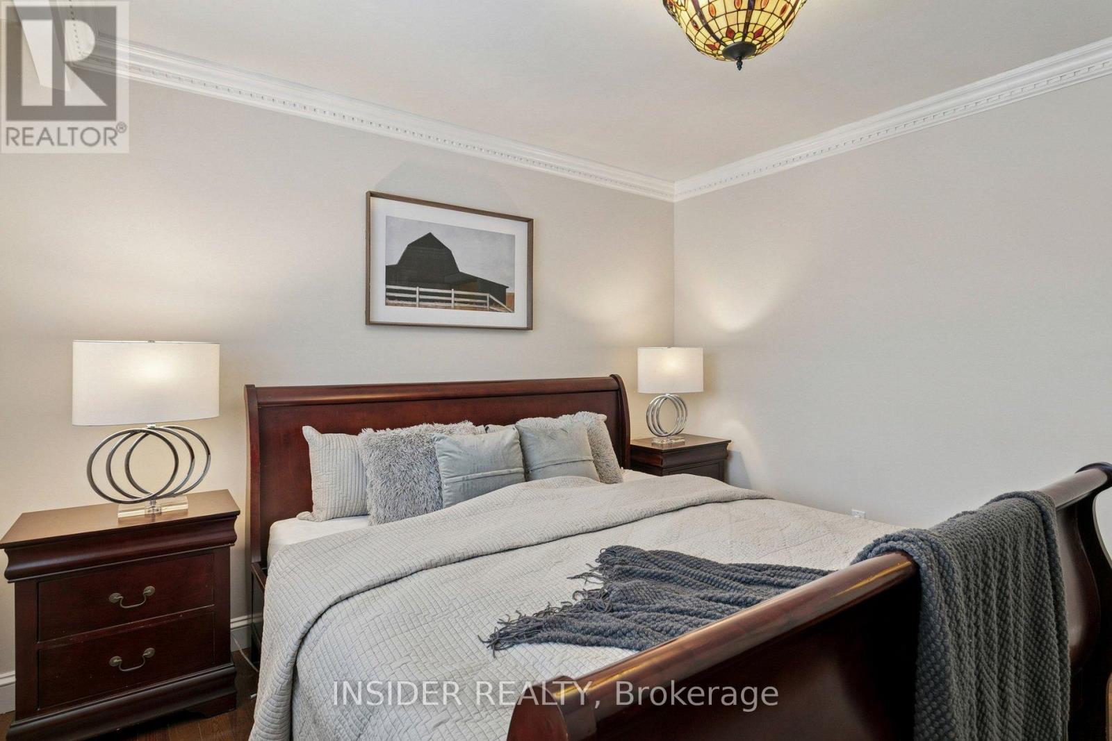 2078 Stanfield Road, Mississauga, Ontario  L4Y 1R5 - Photo 19 - W12988866