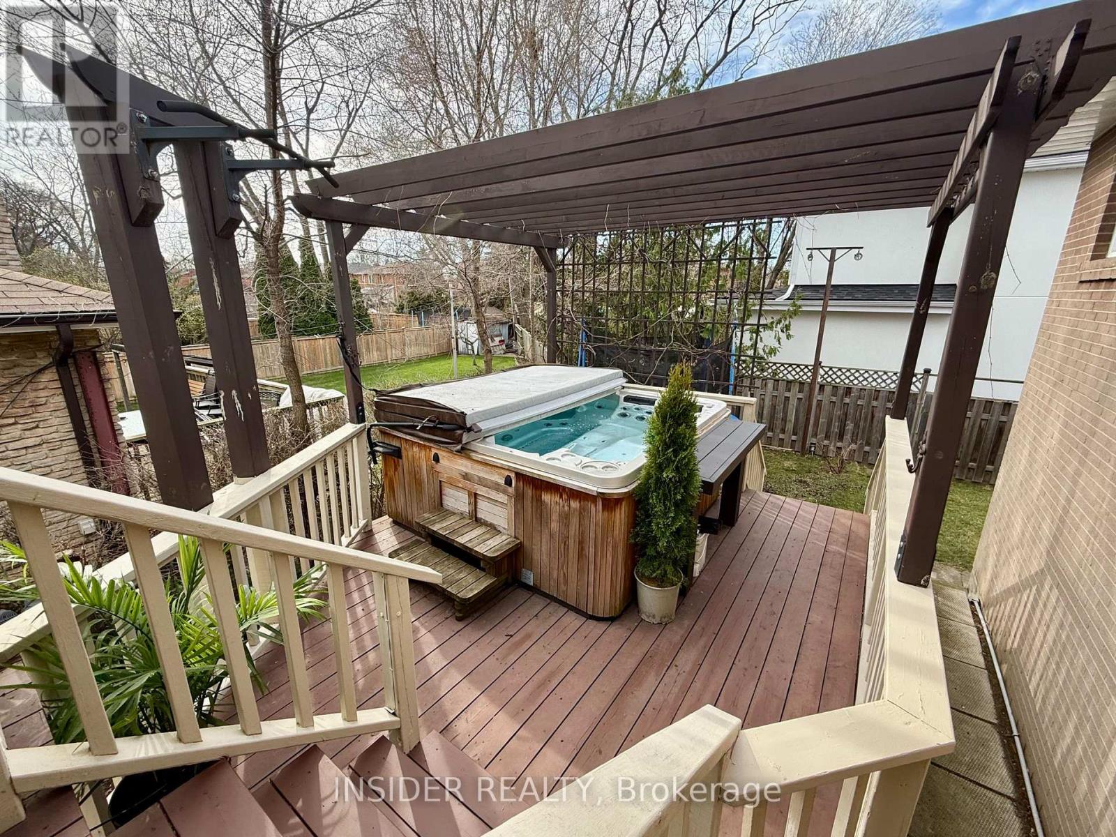 2078 Stanfield Road, Mississauga, Ontario  L4Y 1R5 - Photo 41 - W12988866