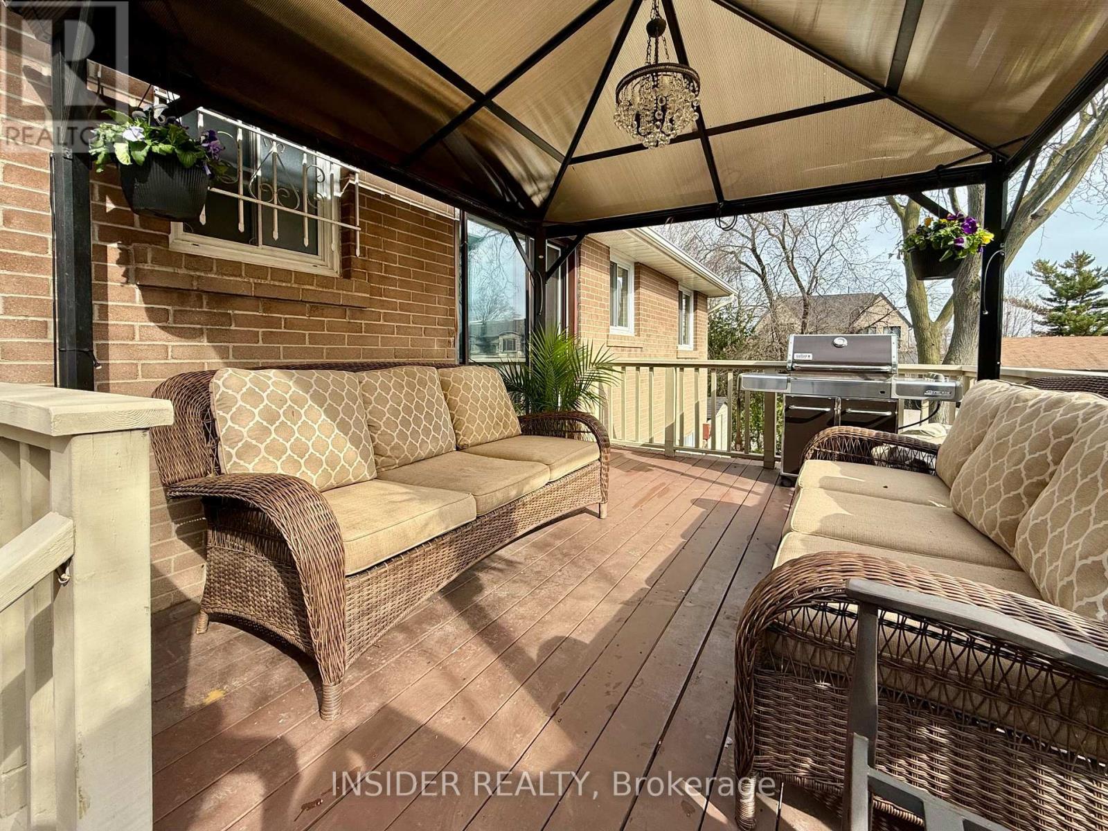 2078 Stanfield Road, Mississauga, Ontario  L4Y 1R5 - Photo 39 - W12988866