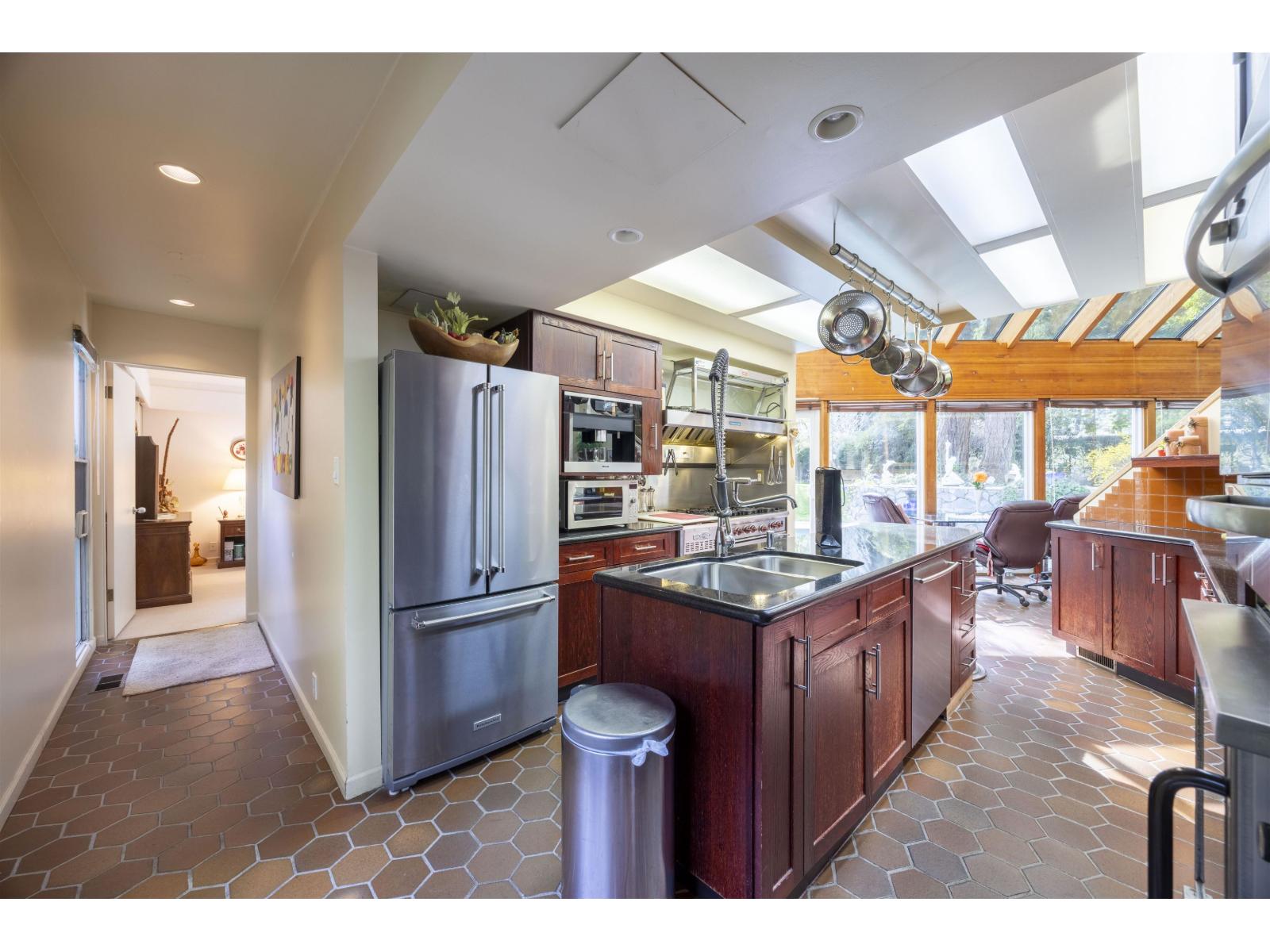 13642 28 Avenue, Surrey, British Columbia  V4P 1T3 - Photo 11 - R3110059