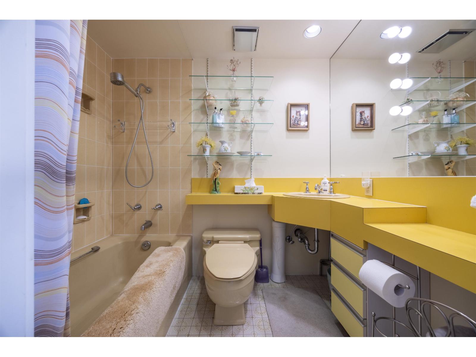 13642 28 Avenue, Surrey, British Columbia  V4P 1T3 - Photo 9 - R3110059