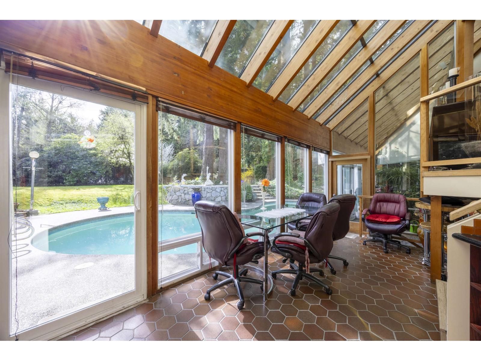 13642 28 Avenue, Surrey, British Columbia  V4P 1T3 - Photo 12 - R3110059