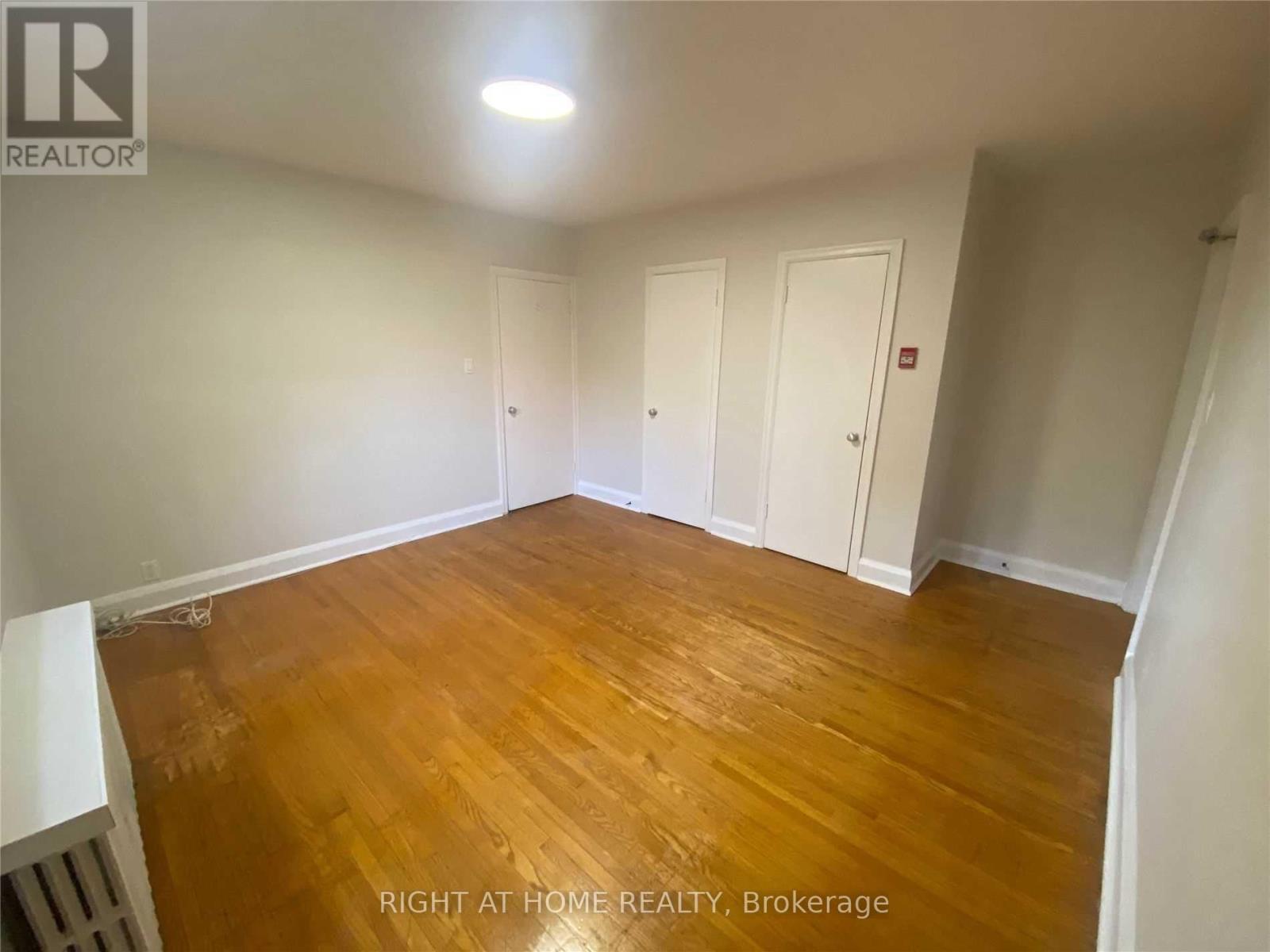 Unit 1 - 57 Superior Avenue, Toronto, Ontario  M8V 2M7 - Photo 4 - W12999270