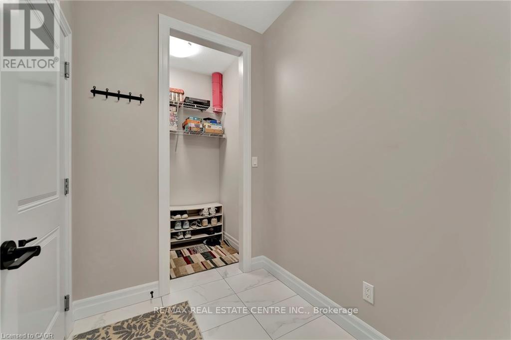 6 - 32 Faith Street, Cambridge, Ontario  N1T 0E8 - Photo 14 - X12999268