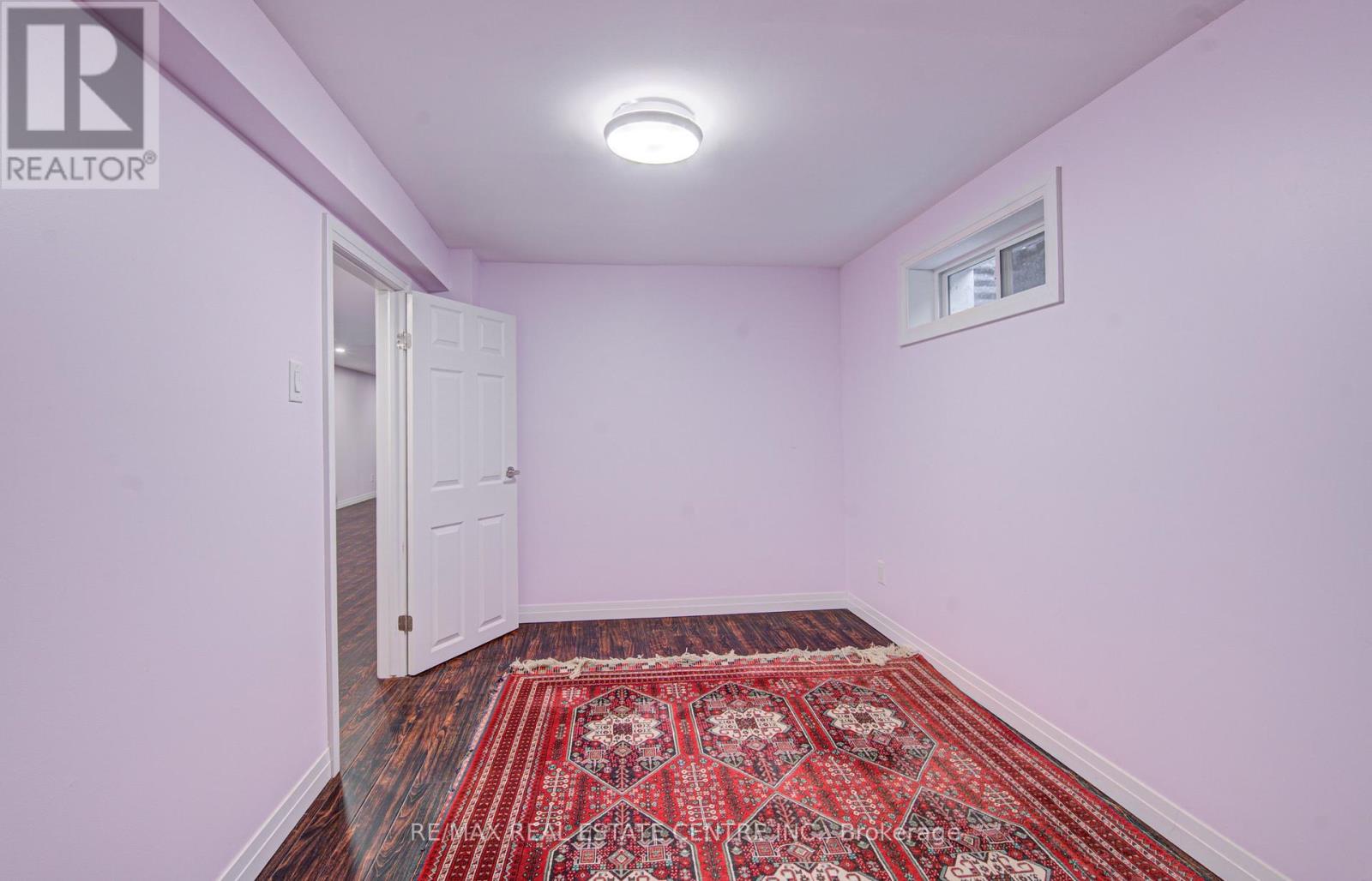 141 Mooregate Crescent, Kitchener, Ontario  N2M 2E9 - Photo 31 - X12999284