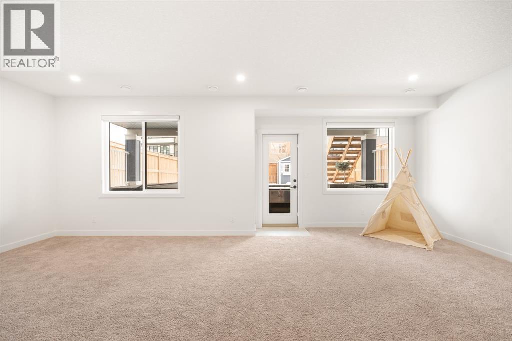 29 Cranbrook Park Se, Calgary, Alberta  T3M 3B8 - Photo 39 - A2301681