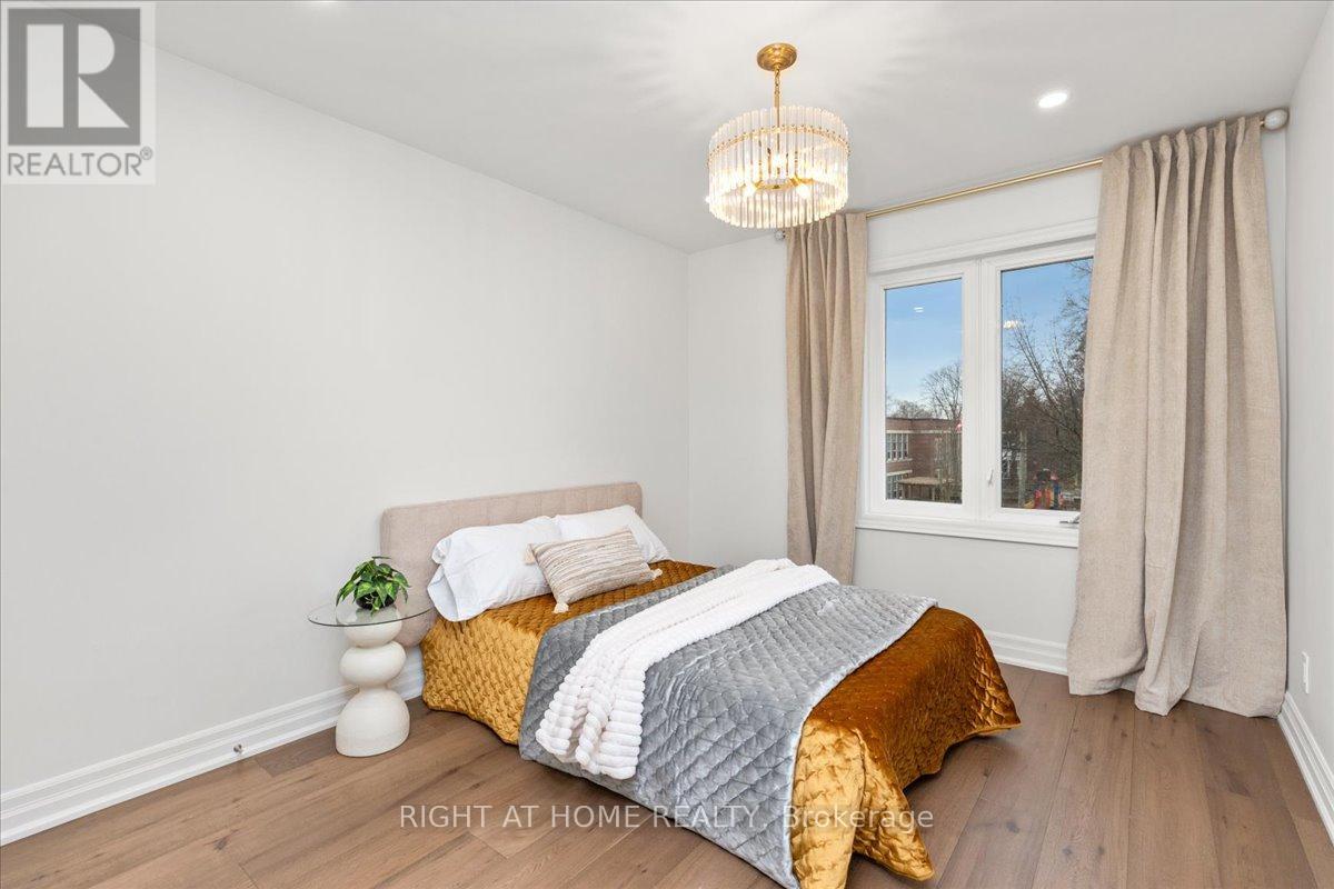 497 Broadway Avenue, Toronto, Ontario M4G 2R7 - Photo 19 - C12994122