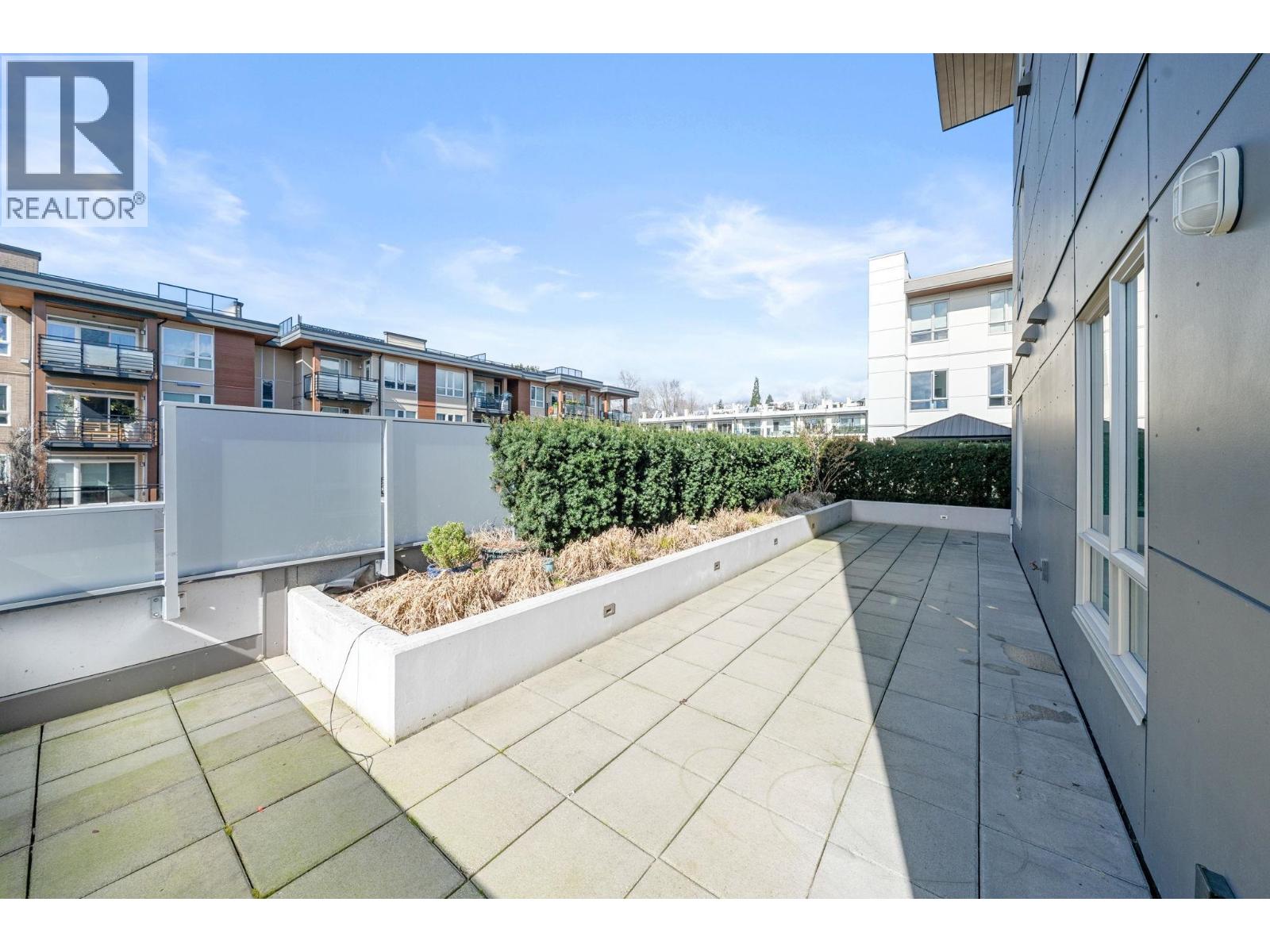 208 711 W 14th Street, North Vancouver, British Columbia  V7M 3E8 - Photo 24 - R3102253